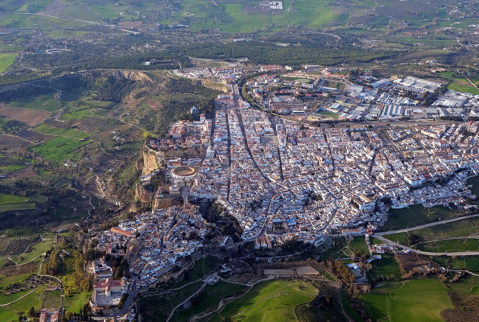 Aerial view of Ronda, Spain — clifftop town and bridge